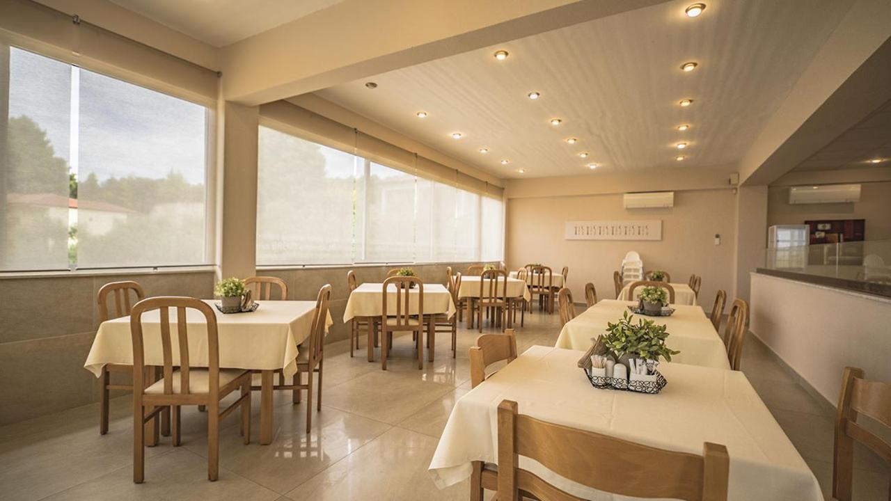 Thea Hotel Posidi Eksteriør bilde